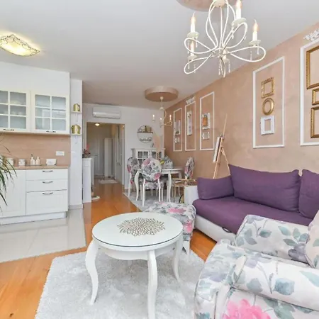 Διαμέρισμα Hani 2 - Two Bedroom With Balcony And Sea View *